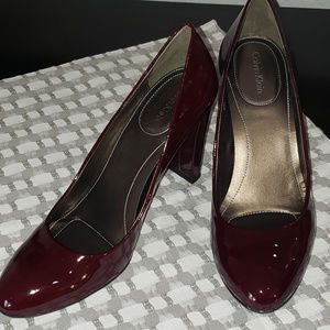 NWT - Calvin Klein Patent Leather - Plum